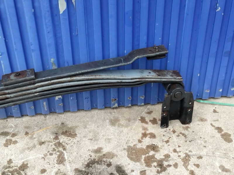 Recambio de ballesta trasera para nissan atleon 120 tk110.35 tk56.35/4 referencia OEM IAM   
