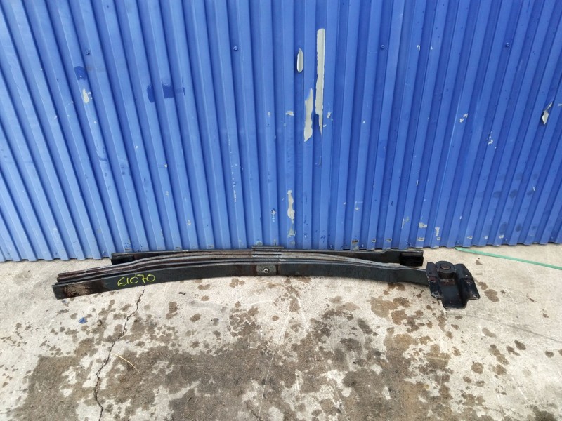 Recambio de ballesta trasera para nissan atleon 120 tk110.35 tk56.35/4 referencia OEM IAM   
