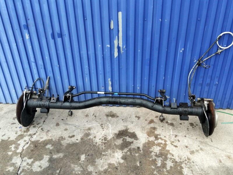 Recambio de puente trasero para volkswagen caddy iv monospace (sab, saj) 2.0 tdi referencia OEM IAM 2K5501101E  