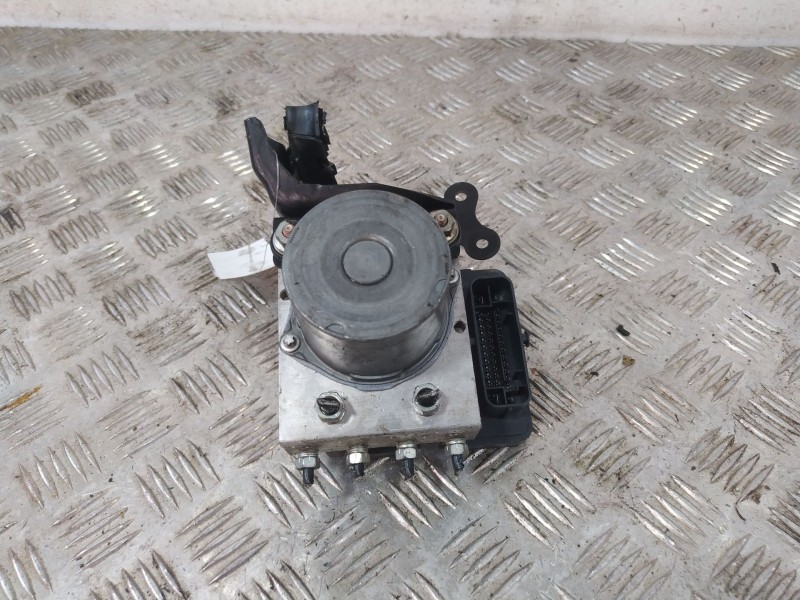 Recambio de abs para toyota auris (_e18_) 1.2 (nre185_) referencia OEM IAM 4405002A40  