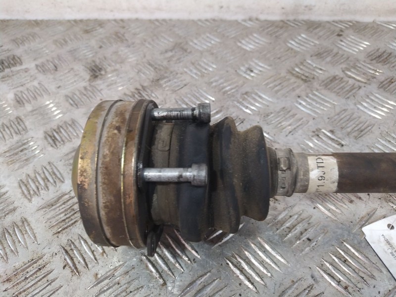 Recambio de transmision delantera izquierda para fiat punto (188_) 1.9 jtd referencia OEM IAM 46307688  