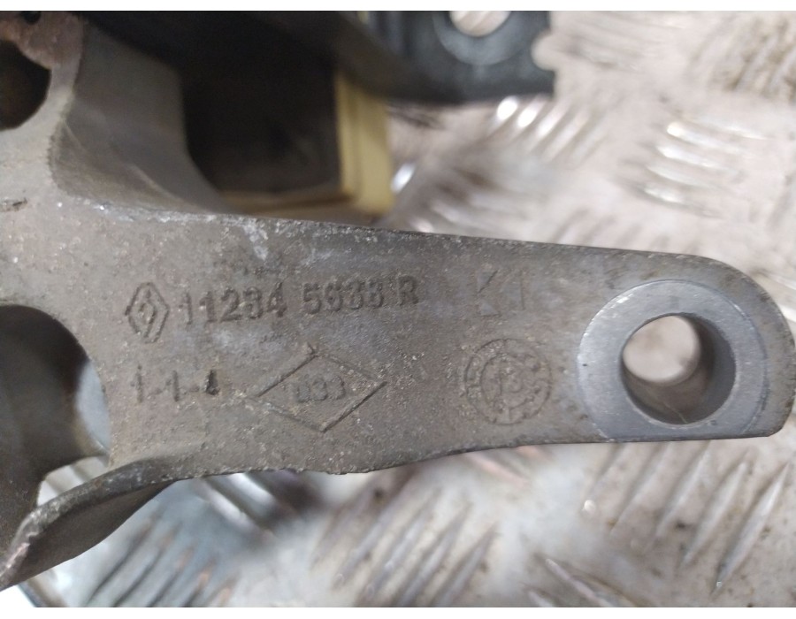 Recambio de soporte motor para renault clio iv (bh_) 1.5 dci 90 referencia OEM IAM 112845638R  