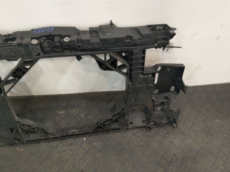 Recambio de panel frontal para renault megane iii berlina 5 p referencia OEM IAM 752100004R  