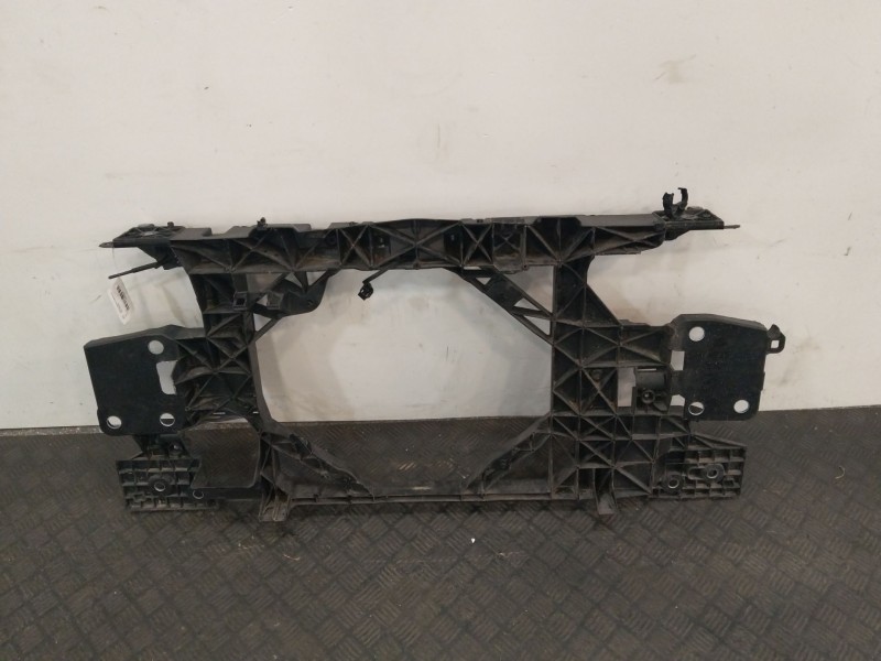 Recambio de panel frontal para renault megane iii berlina 5 p referencia OEM IAM 752100004R  
