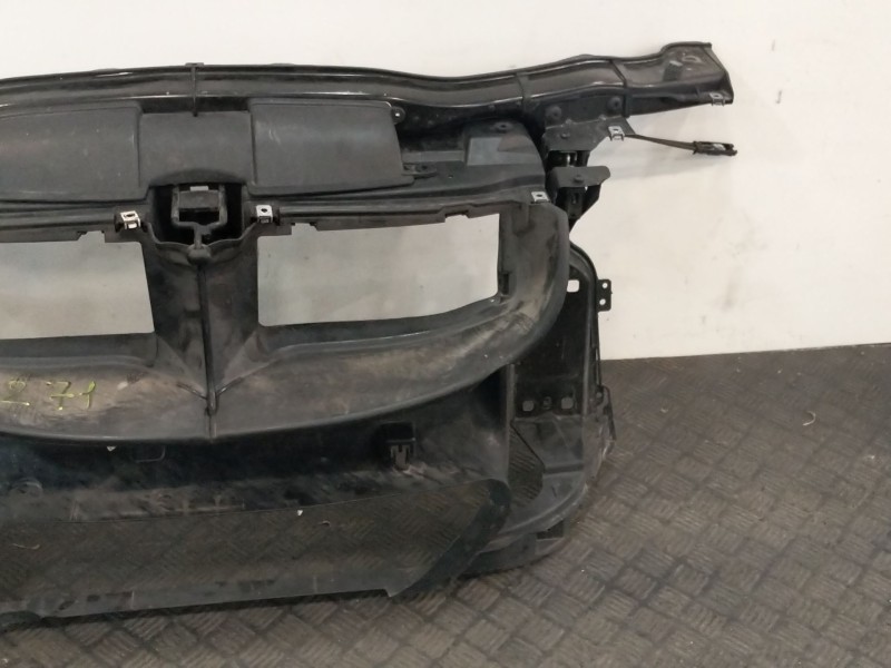 Recambio de panel frontal para bmw 3 (e90) 320 d referencia OEM IAM 51117146645  