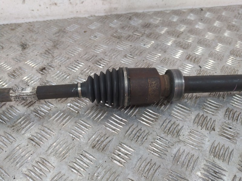 Recambio de transmision delantera derecha para renault clio iv (bh_) 1.5 dci 90 referencia OEM IAM 391000262R 391008239R 