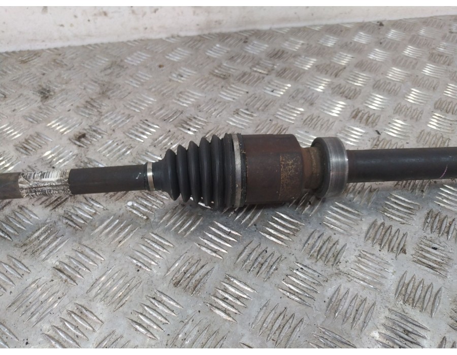 Recambio de transmision delantera derecha para renault clio iv (bh_) 1.5 dci 90 referencia OEM IAM 391000262R 391008239R 