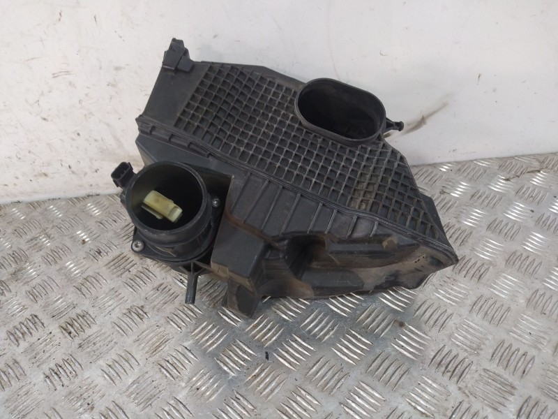 Recambio de filtro aire para renault clio iv (bh_) 1.5 dci 90 referencia OEM IAM 165467674R  