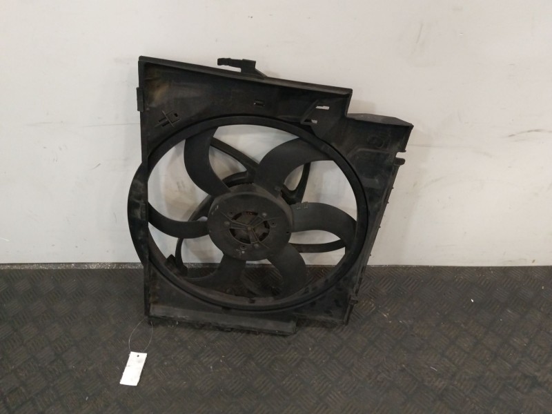 Recambio de electroventilador para bmw 3 (e90) 320 d referencia OEM IAM 17428506668  