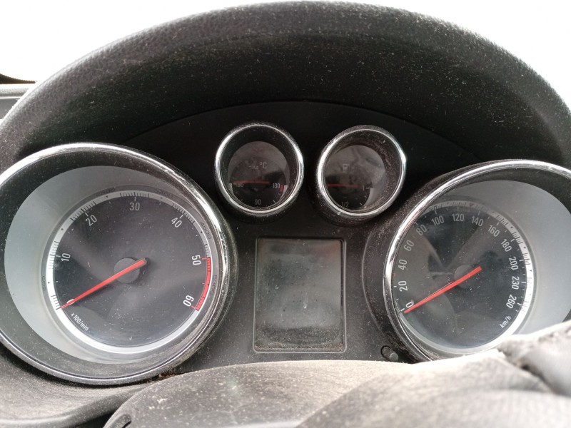 Recambio de cuadro instrumentos para opel insignia sports tourer referencia OEM IAM 13333344  