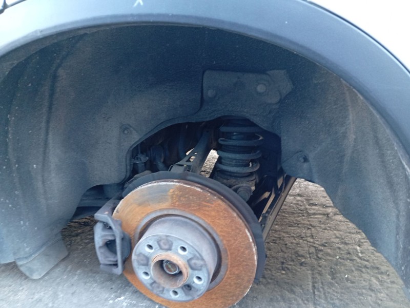 Recambio de amortiguador trasero izquierdo para bmw x3 (f25) xdrive 20 d referencia OEM IAM 33526796317  