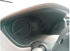 Recambio de cuadro instrumentos para hyundai i20 referencia OEM IAM 94033C8200  