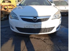Recambio de refuerzo paragolpes delantero para opel astra j (p10) 1.7 cdti (68) referencia OEM IAM 39165566  