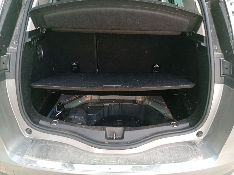 Recambio de moqueta maletero para renault scénic iv (j9_) 1.5 dci 110 referencia OEM IAM   