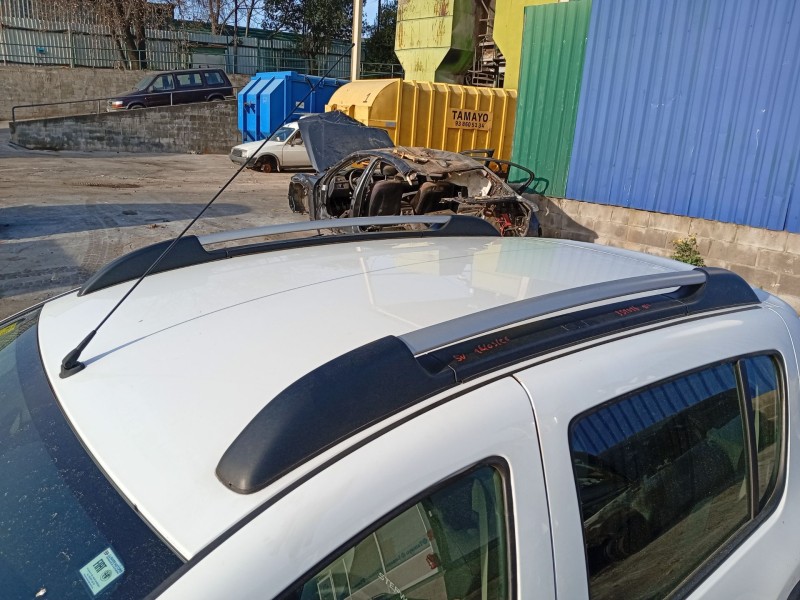 Recambio de barras techo para dacia sandero ii (b8_) 1.5 dci referencia OEM IAM 738202140R  