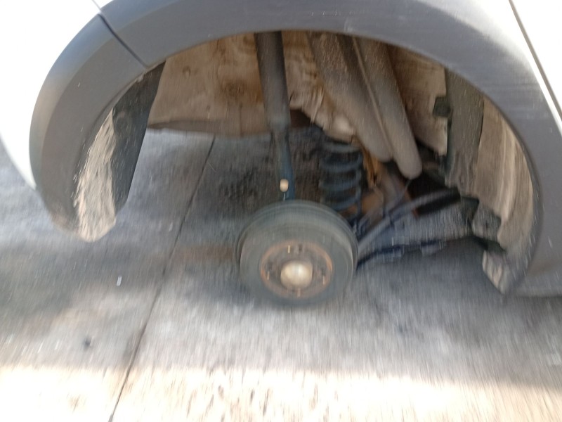 Recambio de mangueta trasera derecha para dacia sandero ii (b8_) 1.5 dci referencia OEM IAM 440003960R  