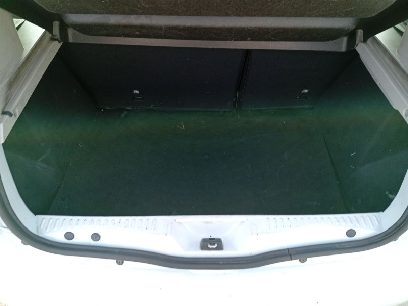 Recambio de tapa maletero para dacia sandero ii (b8_) 1.5 dci referencia OEM IAM   