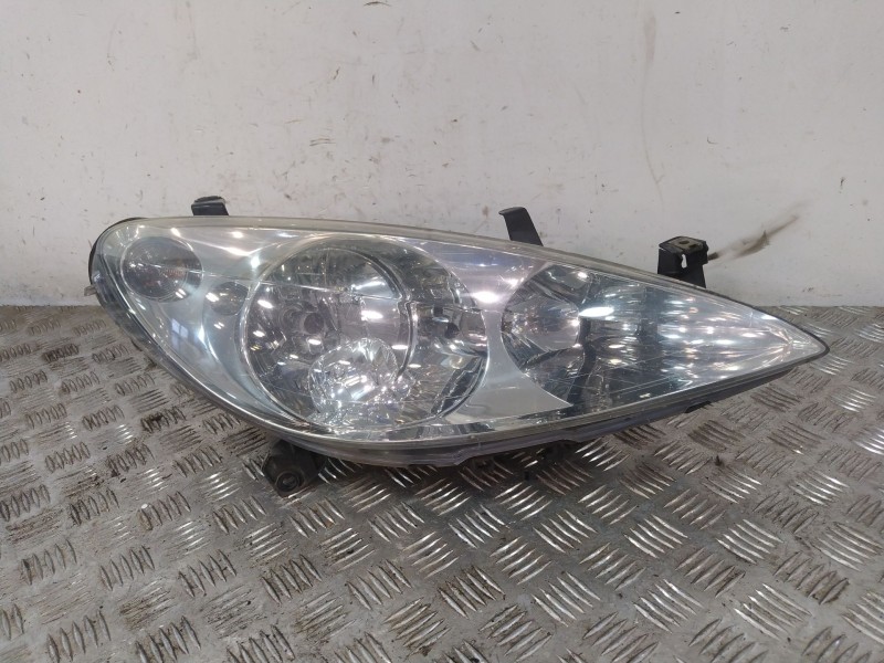Recambio de faro derecho para peugeot 307 (3a/c) 1.4 16v referencia OEM IAM 6205Z2  