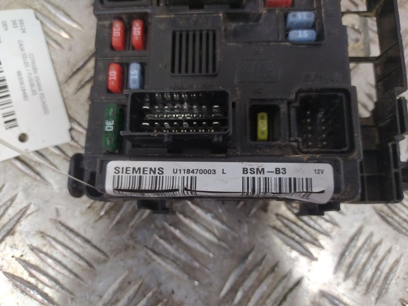 Recambio de caja reles / fusibles para citroën xsara picasso referencia OEM IAM 9650618480  