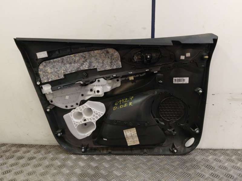 Recambio de guarnecido puerta delantera derecha para renault clio iv (bh_) 0.9 tce 90 referencia OEM IAM 809005832R  