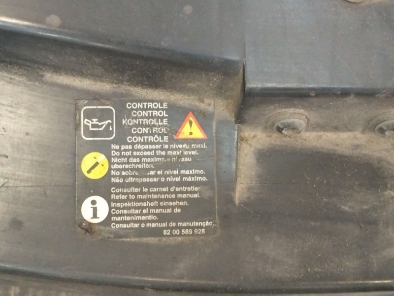 Recambio de panel frontal para opel vivaro a furgoneta (x83) 2.0 cdti (f7) referencia OEM IAM 8200219758  