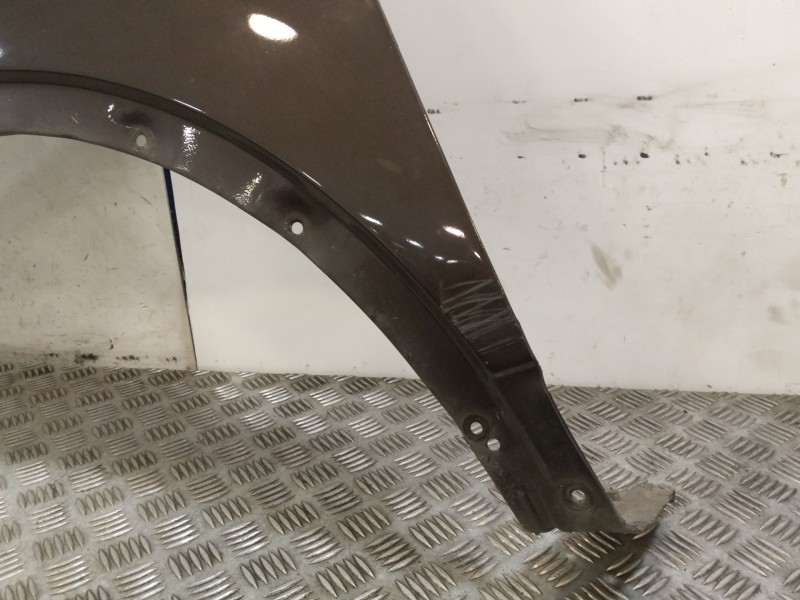 Recambio de aleta delantera izquierda para dacia duster (hs_) 1.5 dci referencia OEM IAM   