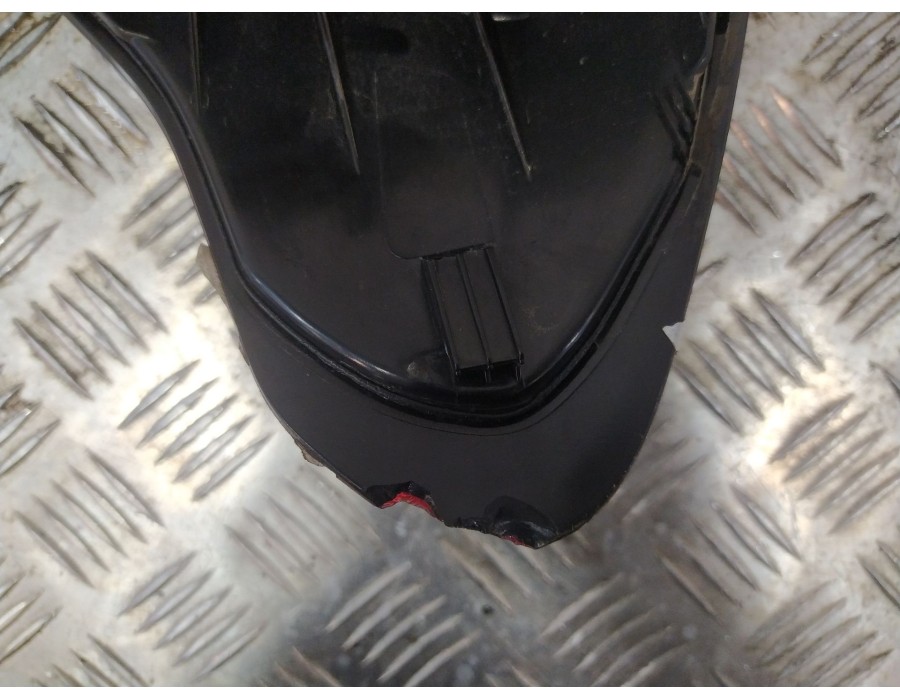 Recambio de piloto trasero izquierdo para citroën c4 ii (nc_) 1.2 thp 110 referencia OEM IAM 9808624680  