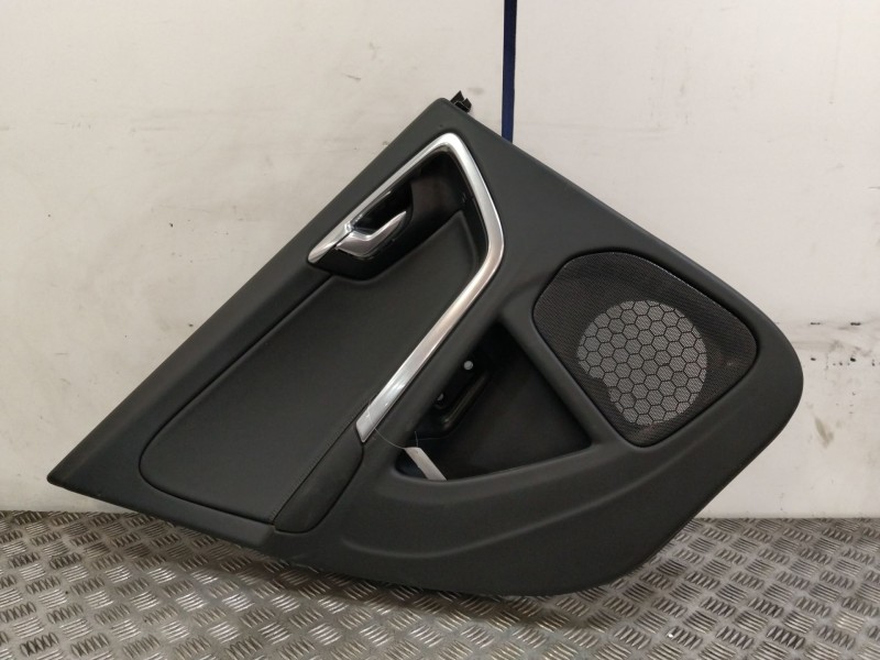 Recambio de guarnecido puerta trasera izquierda para volvo v60 i cross country (157) d4 referencia OEM IAM 8686854  