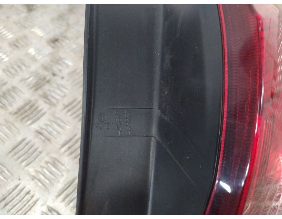 Recambio de faro derecho para citroën c4 ii (nc_) 1.2 thp 110 referencia OEM IAM 9808624380  