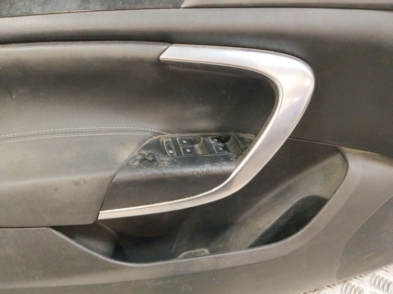 Recambio de guarnecido puerta delantera izquierda para opel insignia a (g09) 2.0 cdti (68) referencia OEM IAM 8686852  