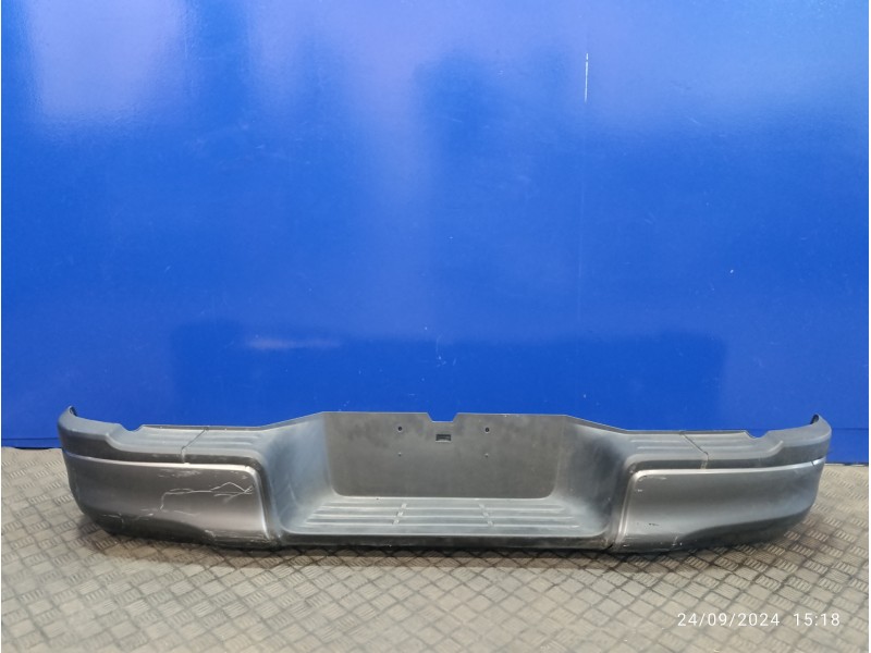 Recambio de paragolpes trasero para toyota hilux (kun) 2.5 turbodiesel referencia OEM IAM   