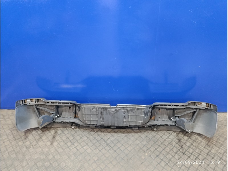 Recambio de paragolpes trasero para toyota hilux (kun) 2.5 turbodiesel referencia OEM IAM   
