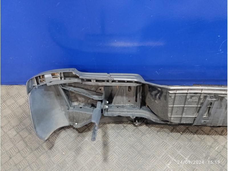 Recambio de paragolpes trasero para toyota hilux (kun) 2.5 turbodiesel referencia OEM IAM   