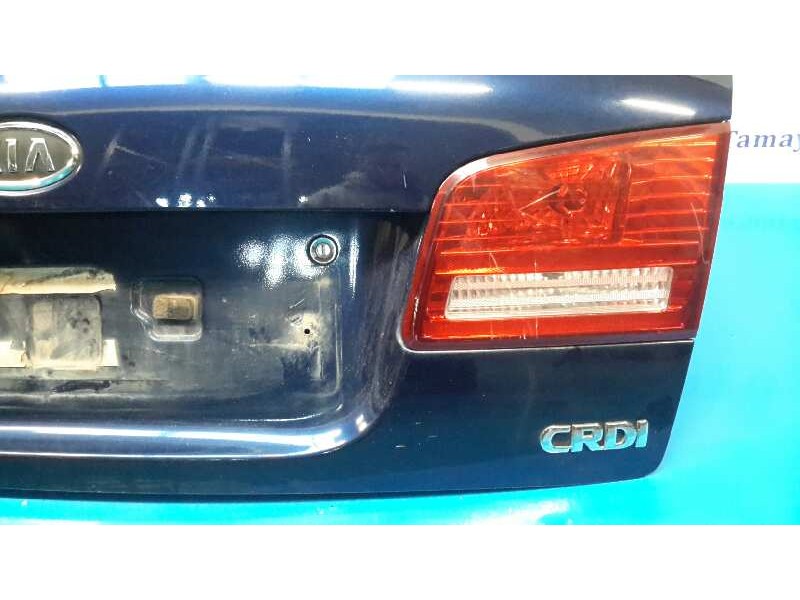 Recambio de porton trasero para kia magentis referencia OEM IAM 692002G020  
