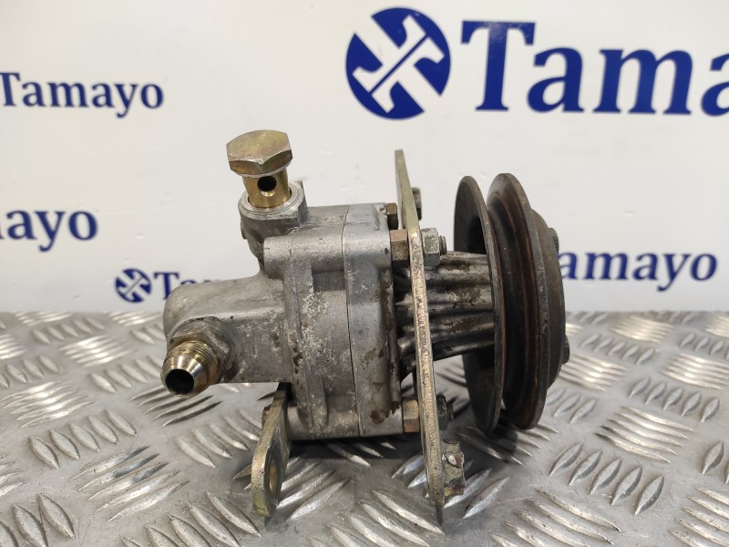 Recambio de bomba direccion para mercedes-benz mb 120 2.4d referencia OEM IAM   