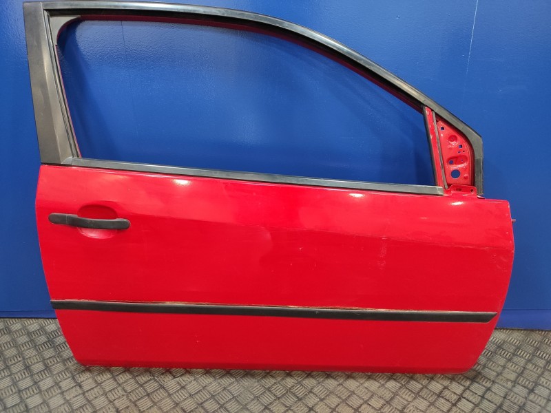 Recambio de puerta delantera derecha para ford fiesta berlina (dx) referencia OEM IAM   