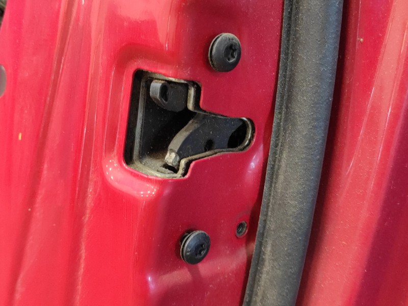 Recambio de puerta delantera derecha para ford fiesta berlina (dx) referencia OEM IAM   