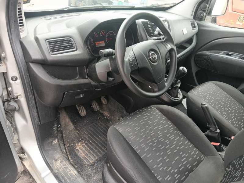 opel combo furgón/monospace (x12) del año 2017
