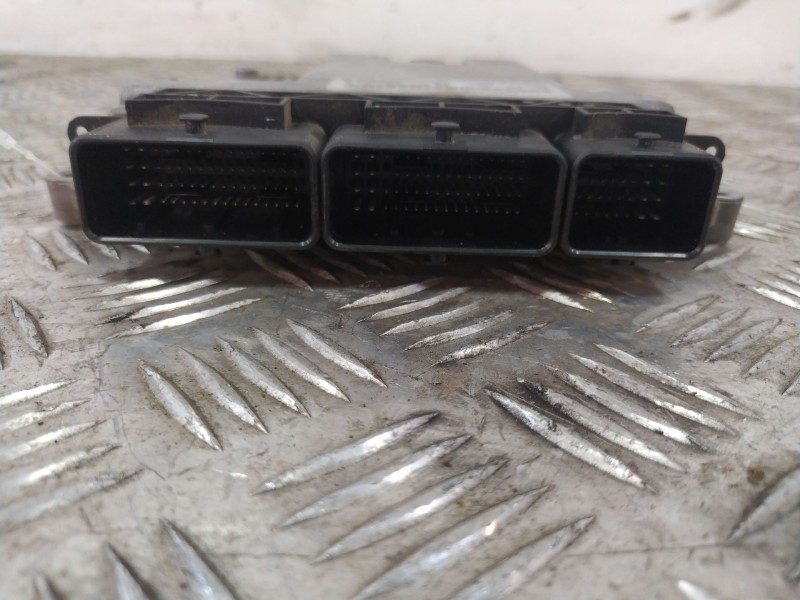 Recambio de centralita motor uce para renault clio iv (bh_) 1.5 dci 90 referencia OEM IAM 0281019148  