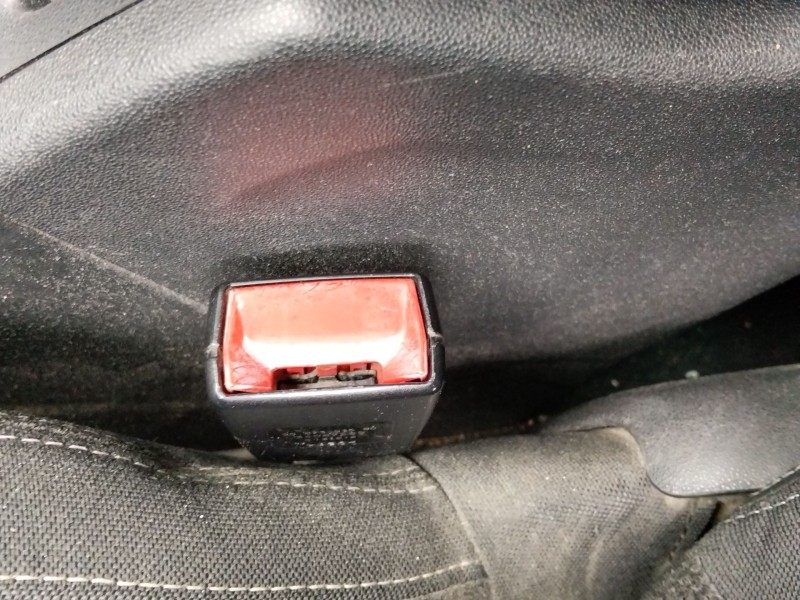Recambio de enganche cinturon delantero izquierdo para citroën ds3 (sa_) 1.6 hdi 90 referencia OEM IAM 8975TN  