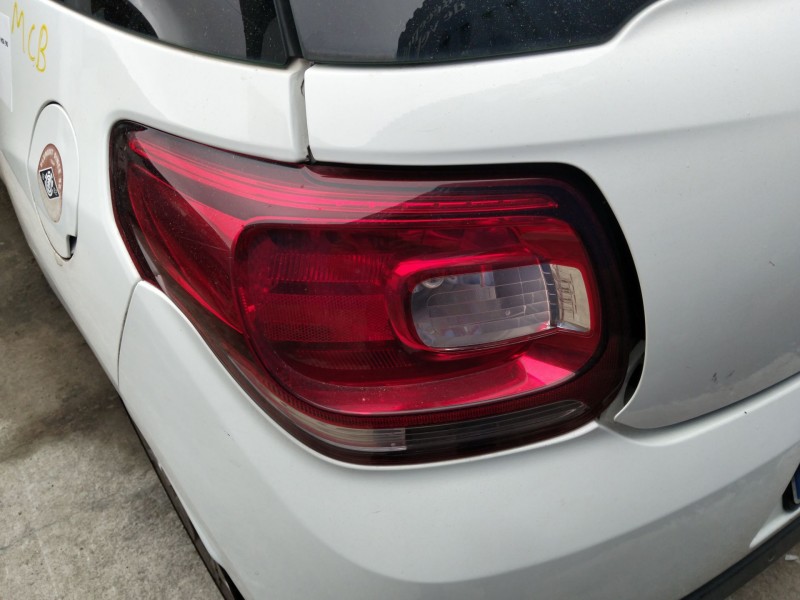 Recambio de piloto trasero izquierdo para citroën ds3 (sa_) 1.6 hdi 90 referencia OEM IAM 9676973880  