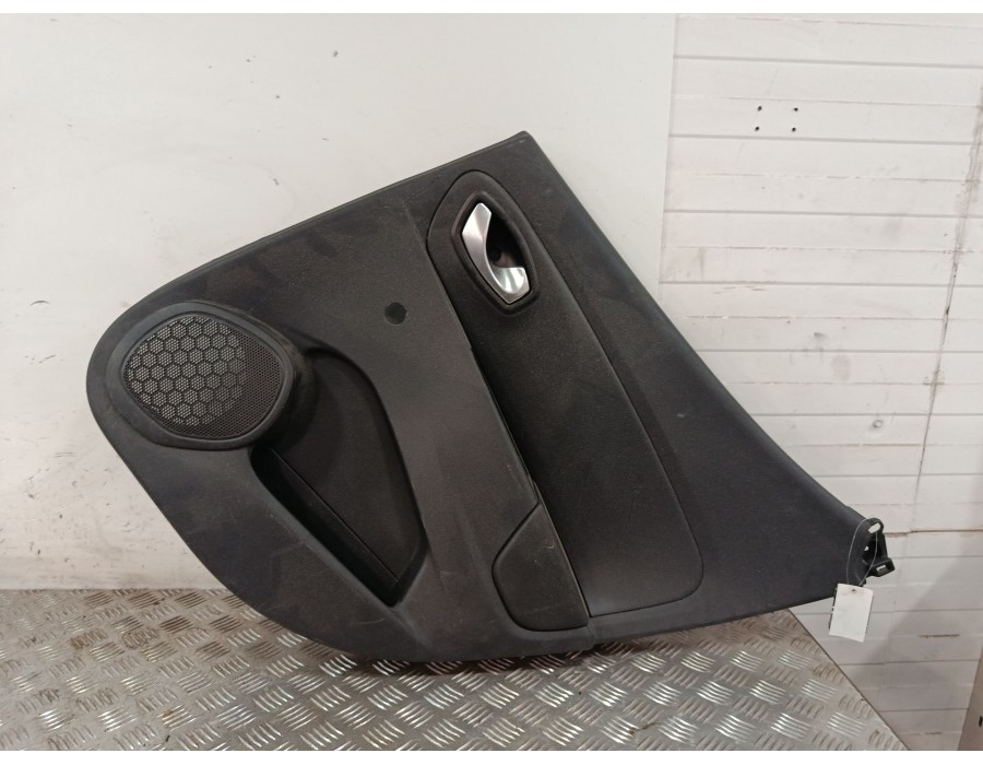 Recambio de guarnecido puerta trasera derecha para renault clio iv (bh_) 0.9 tce 90 referencia OEM IAM 829A03437R  