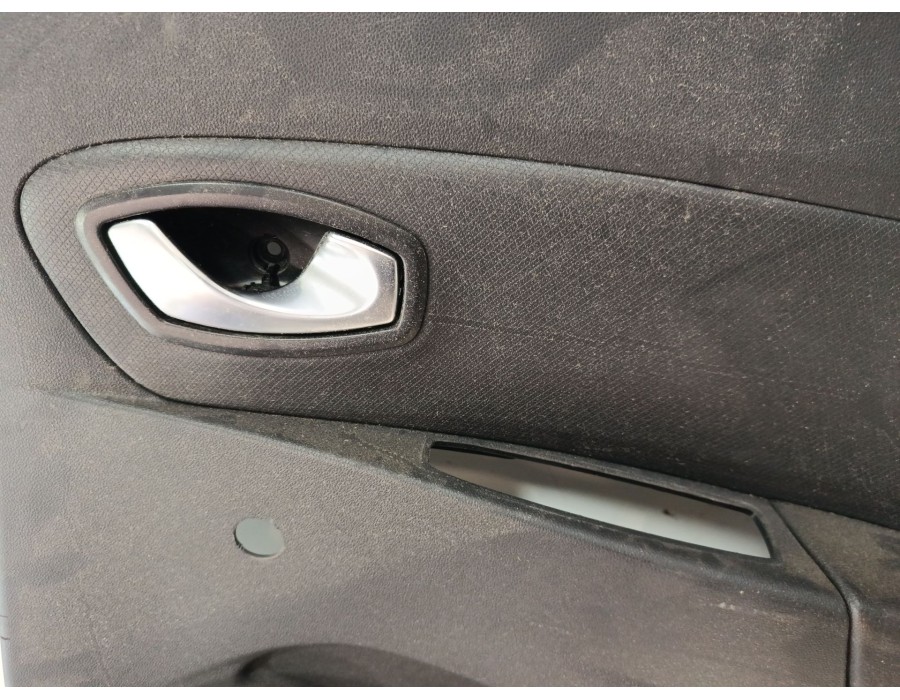 Recambio de guarnecido puerta trasera derecha para renault clio iv (bh_) 0.9 tce 90 referencia OEM IAM 829A03437R  