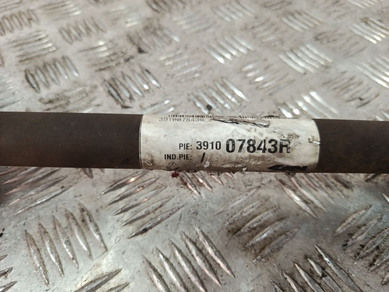 Recambio de transmision delantera derecha para renault megane iii berlina 5 p referencia OEM IAM 391007843R  