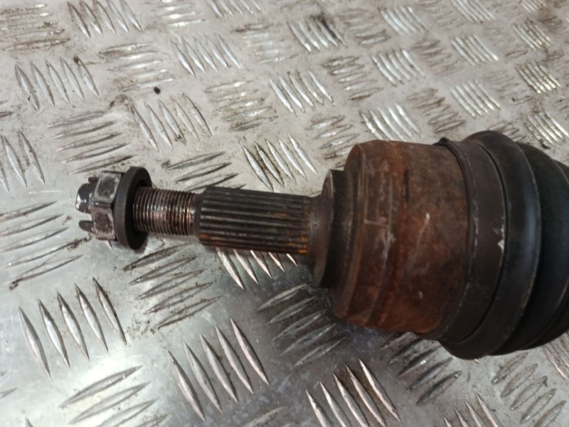 Recambio de transmision delantera derecha para renault megane iii berlina 5 p referencia OEM IAM 391007843R  