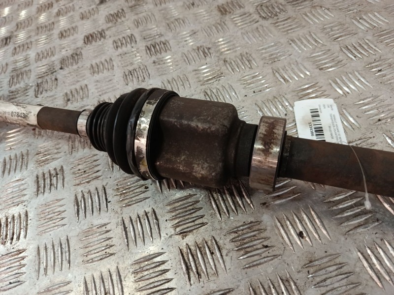 Recambio de transmision delantera derecha para renault megane iii berlina 5 p referencia OEM IAM 391007843R  