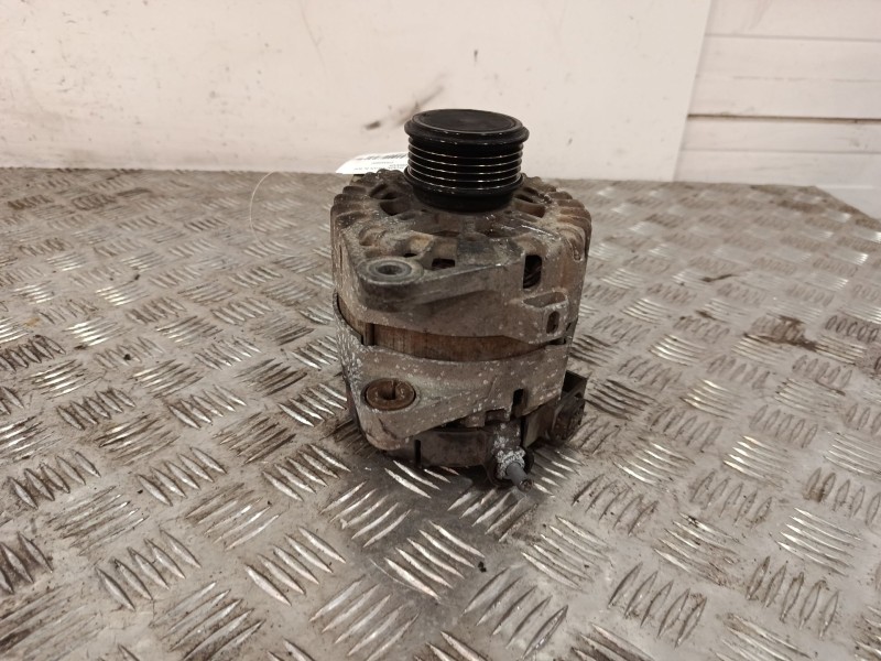 Recambio de alternador para hyundai ix35 (lm, el, elh) 1.7 crdi referencia OEM IAM 373002A850  