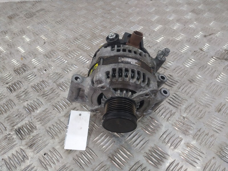 Recambio de alternador para daf ft xf 105510 referencia OEM IAM 10421197  