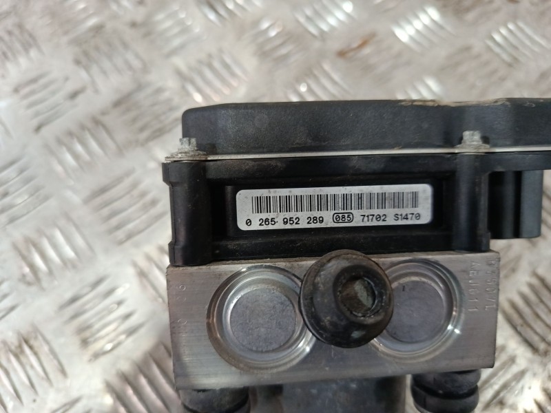 Recambio de abs para citroën c4 ii (nc_) 1.2 thp 110 referencia OEM IAM 9677024980 0265252802 