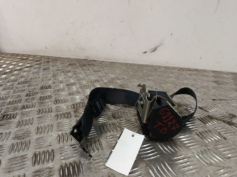 Recambio de cinturon seguridad trasero derecho para renault clio iv (bh_) 0.9 tce 90 referencia OEM IAM 888404130R  